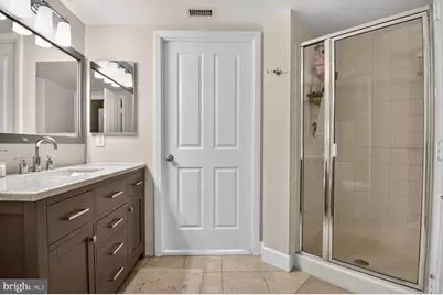 1201 N Garfield Street #605, Arlington, VA 22201 - Photo 17