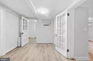 27 N Fenwick Street N, Arlington, VA 22201 - Photo 41