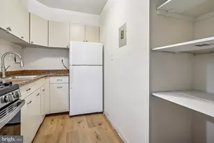 4600 S Four Mile Run Dr, Arlington, VA 22204 - Photo 9