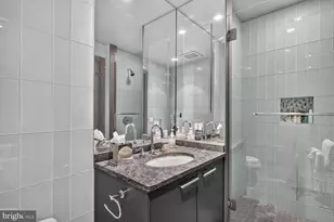 1881 N Nash St, Arlington, VA 22209 - Photo 19