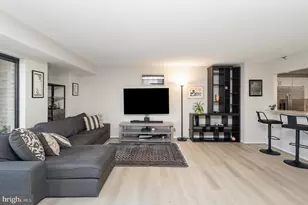 900 N Stafford Street N, Arlington, VA 22203 - Photo 5