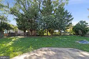 5906 1st St N, Arlington, VA 22203 - Photo 63