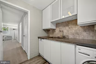 4376 Pershing Dr N, Arlington, VA 22203 - Photo 11