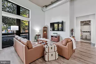 2720 S Arlington Mill Dr, Arlington, VA 22206 - Photo 11