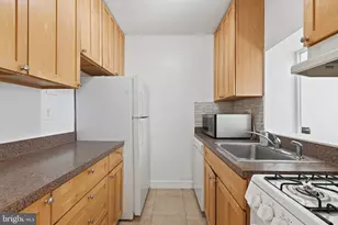 1111 Arlington Blvd, Arlington, VA 22209 - Photo 9