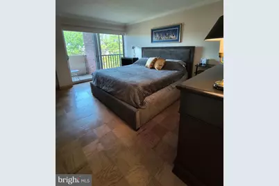 1300 Army Navy Drive #606, Arlington, VA 22202 - Photo 3