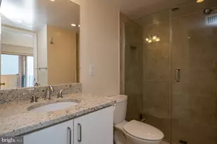 1300 Army Navy Dr, Arlington, VA 22202 - Photo 11