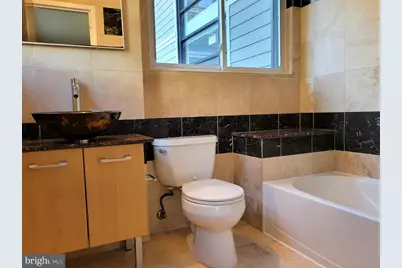 1127 N Stuart Street N #4, Arlington, VA 22201 - Photo 9