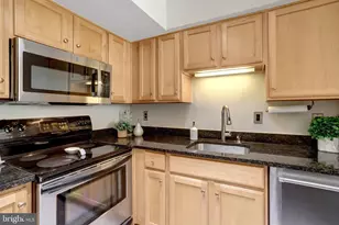 1001 N Randolph St, Arlington, VA 22201 - Photo 15