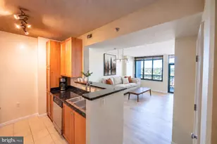 851 N Glebe Rd, Arlington, VA 22203 - Photo 5
