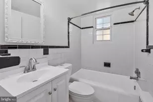 2030 N Vermont St, Arlington, VA 22207 - Photo 23