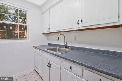 2030 N Vermont Street #303, Arlington, VA 22207 - Photo 13