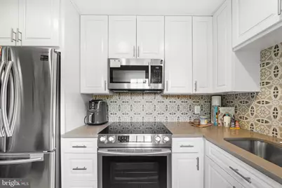 4520 36th Street S #B2, Arlington, VA 22206 - Photo 7