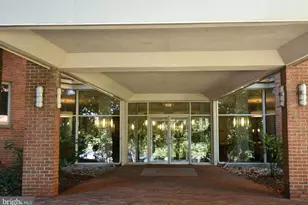3000 Spout Run Pkwy, Arlington, VA 22201 - Photo 27