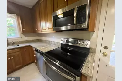 985 N Powhatan Street, Arlington, VA 22205 - Photo 17