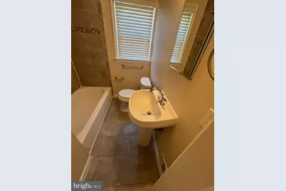 985 N Powhatan Street, Arlington, VA 22205 - Photo 27