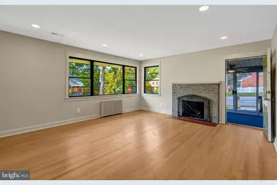 2727 N Dinwiddie Street, Arlington, VA 22207 - Photo 3