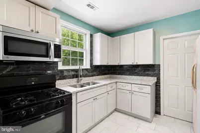 2506 S Eads Street, Arlington, VA 22202 - Photo 3