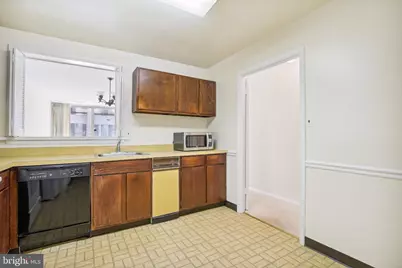 650 15th Street S #1, Arlington, VA 22202 - Photo 3