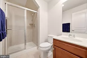 3345 S Kemper Rd, Arlington, VA 22206 - Photo 21
