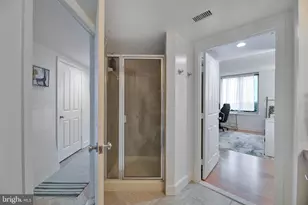 1205 N Garfield St, Arlington, VA 22201 - Photo 25