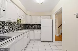 1148 N Taylor Street N, Arlington, VA 22201 - Photo 9