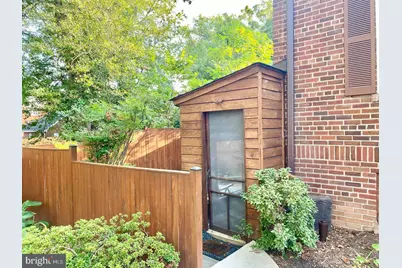 1200 S Cleveland Street #UNIT A, Arlington, VA 22204 - Photo 21