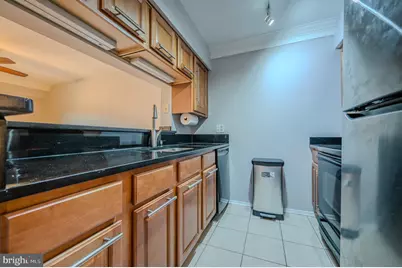 3307 Wyndham Circle #2164, Alexandria, VA 22302 - Photo 9