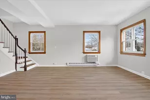 3129 Martha Custis Dr, Alexandria, VA 22302 - Photo 9