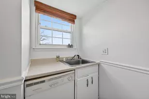 430 N Armistead St, Alexandria, VA 22312 - Photo 7