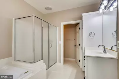 707 Hawkins Way, Alexandria, VA 22314 - Photo 17