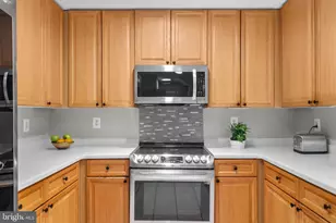 5108 Donovan Dr, Alexandria, VA 22304 - Photo 11