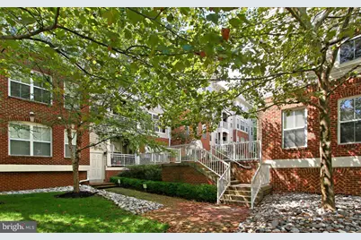 5108 Donovan Drive #404, Alexandria, VA 22304 - Photo 1