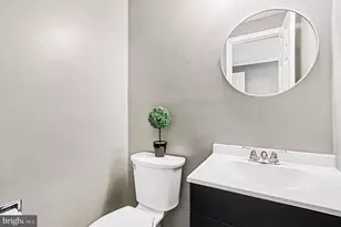 122 E Glebe Rd, Alexandria, VA 22305 - Photo 11