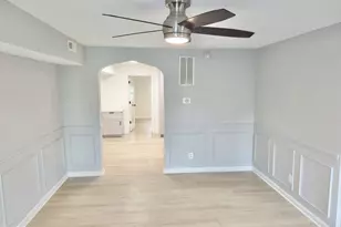 1010 Bashford Ln, Alexandria, VA 22314 - Photo 9