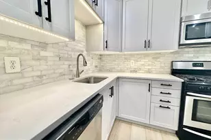 1010 Bashford Ln, Alexandria, VA 22314 - Photo 7