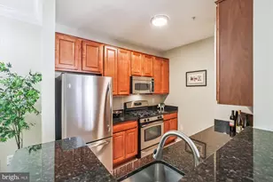 4854 Eisenhower Ave, Alexandria, VA 22304 - Photo 3