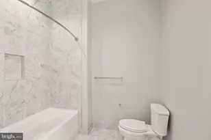 925 N Fairfax St, Alexandria, VA 22314 - Photo 21