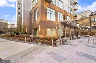 925 N Fairfax St, Alexandria, VA 22314 - Photo 45