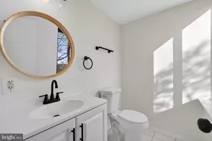 16 S Van Dorn St, Alexandria, VA 22304 - Photo 27