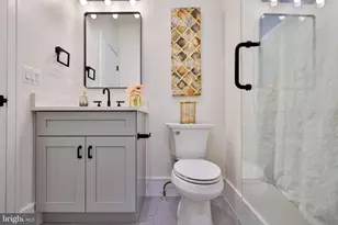 221 S Alfred St, Alexandria, VA 22314 - Photo 17