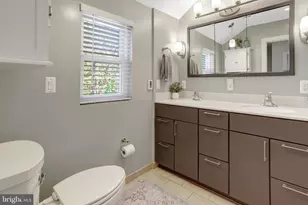 515 Janney's Ln, Alexandria, VA 22302 - Photo 25