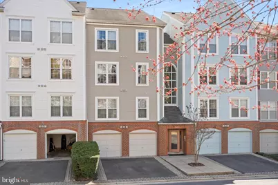 247 S Pickett Street S #302, Alexandria, VA 22304 - Photo 1