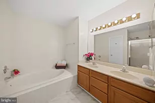 247 S Pickett Street S, Alexandria, VA 22304 - Photo 19