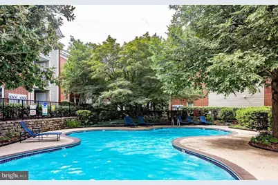 3312 Wyndham Circle #107, Alexandria, VA 22302 - Photo 17