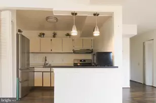 37 Canterbury Square, Alexandria, VA 22304 - Photo 11