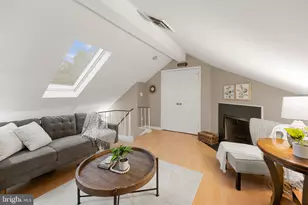 1403 E Abingdon Dr, Alexandria, VA 22314 - Photo 17