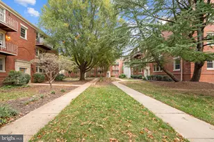 1403 E Abingdon Dr, Alexandria, VA 22314 - Photo 25