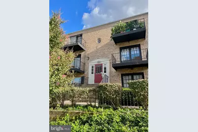 430 N Armistead Street #302, Alexandria, VA 22312 - Photo 1