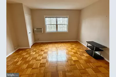 3516 Martha Custis Drive, Alexandria, VA 22302 - Photo 5